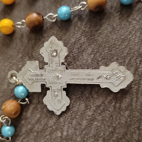 HANDMADE Olive Wood Yellow Shell Aqua Glass 59 Bead Rosary - Picture 3 of 7